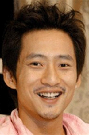 李东奎头像